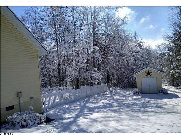3rd image of 124 Laswell Ln