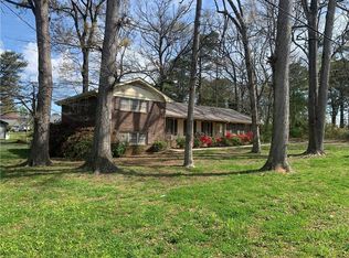 1390 White Oak Ct SE, Conyers, GA 30013