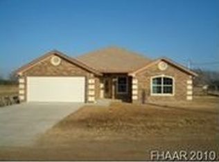 210 Comanche Dr, Gatesville, TX 76528