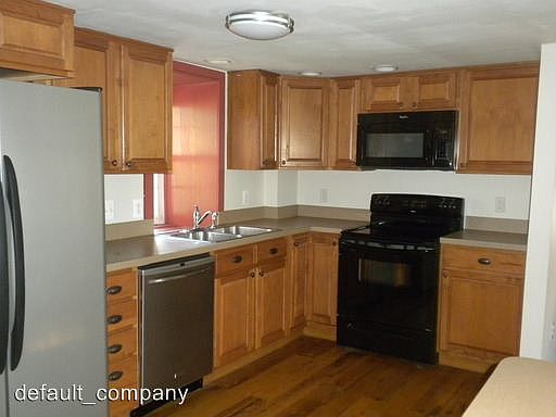 2nd image of 226 W Chapline St