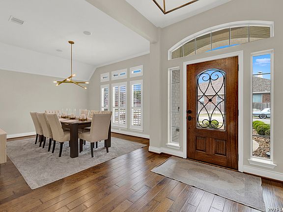 4th image of 2335 Oak Pebble