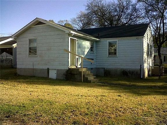 2nd image of 640 Spencer Ave