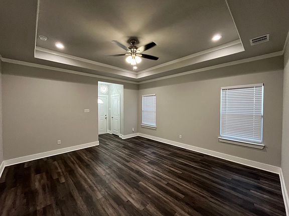 3rd image of 4230 Idaho Ave