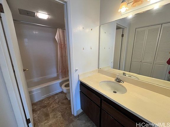 5th image of 2240 Kuhio Ave APT 3102