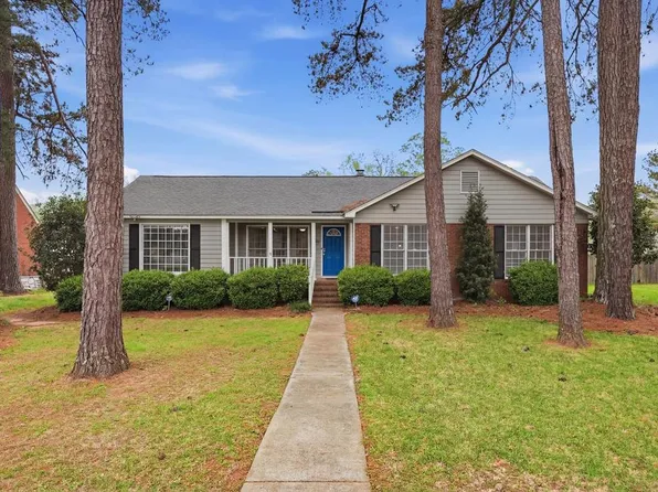 1709 Whisperwood St, Albany, GA 31721