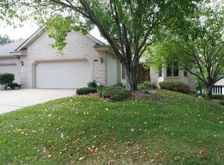 9696 Falcons Way, Eden Prairie, MN 55347