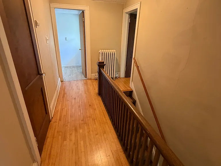 1828 Woodland Ave — Photo 5