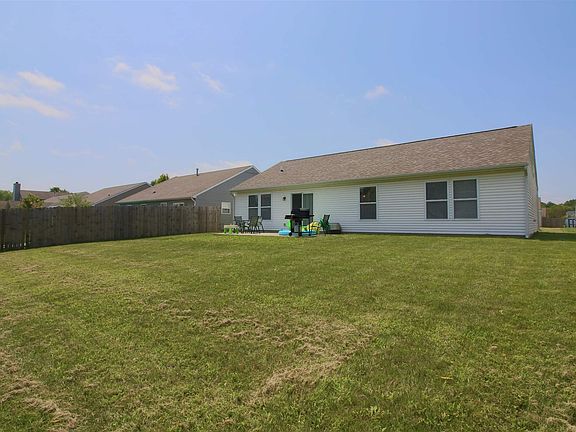 3rd image of 4109 Langley Dr