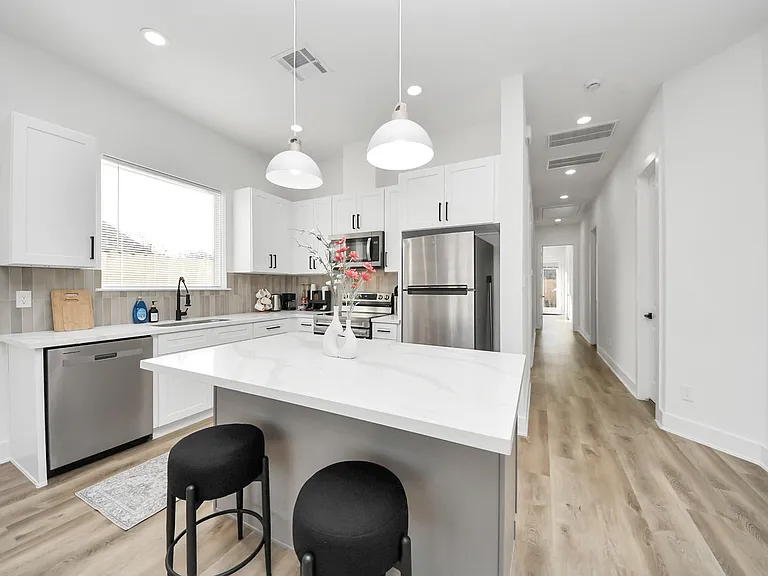 3909 Maggie St — Photo 13
