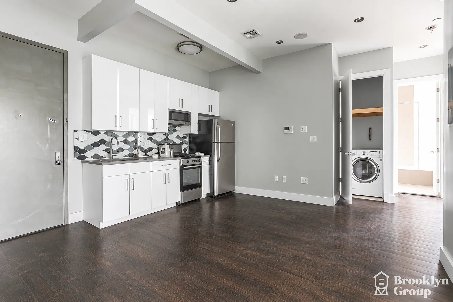 129 Park Avenue — Photo 2