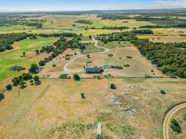 (undisclosed Address), Cement, OK 73017