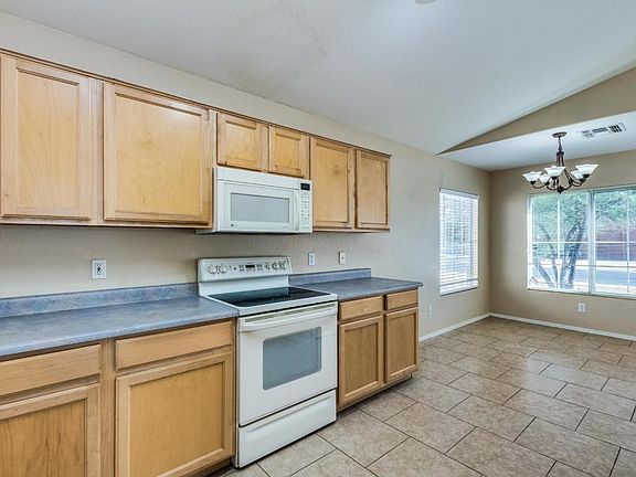 4th image of 16252 W Sierra St