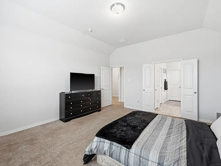 196 Lady Bird Dr — Photo 34