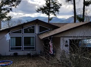 698 Jodee St, Myrtle Creek, OR 97457