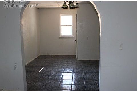 4th image of 122 S High School Ave