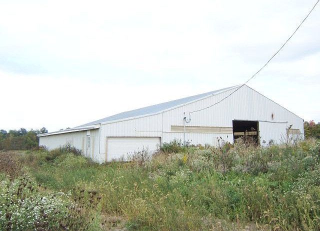 2nd image of 1477 Nazor Rd
