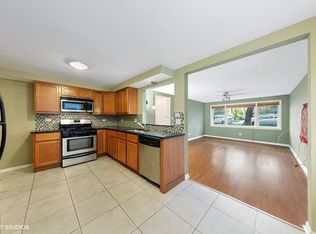4030 N Mozart St #1S, Chicago, IL 60618