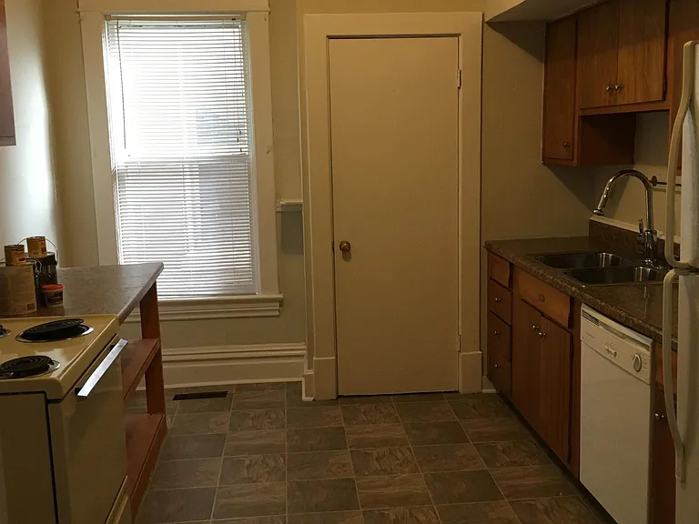 168 Forest Ave #1 — Photo 6