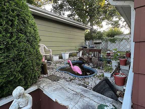 4th image of 9346 S 82nd Ct