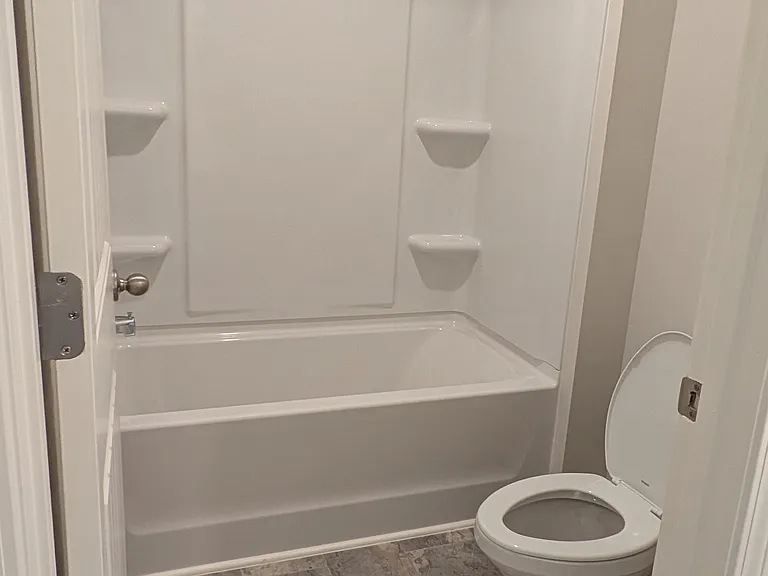 Full Bath for Bedroom 3 & 4