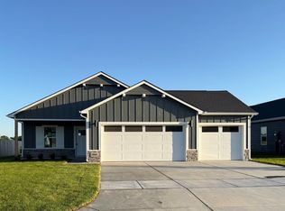 2880 S Maize Rd, Wichita, KS 67215