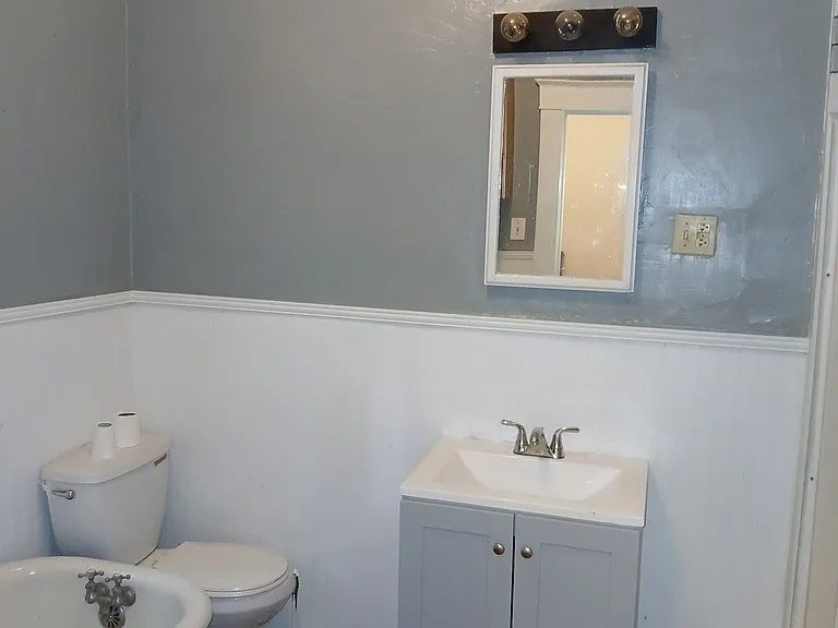 1413 Williamsburg Rd — Photo 4