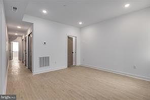 3rd image of 4153 Mantua Ave #2