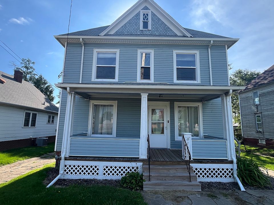 1st image of 724 S Main St