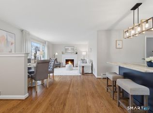 41 Haynes Rd, West Hartford, CT 06117