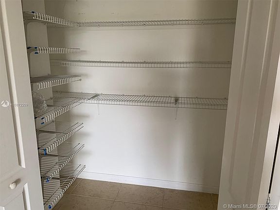 3rd image of 120 SW 37th Ave APT 503