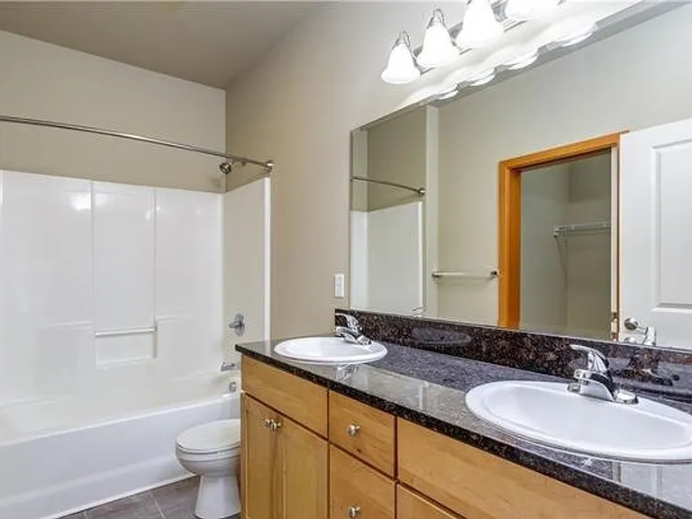 2081 Calico Loop — Photo 9
