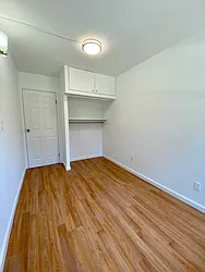 Rented by R New York