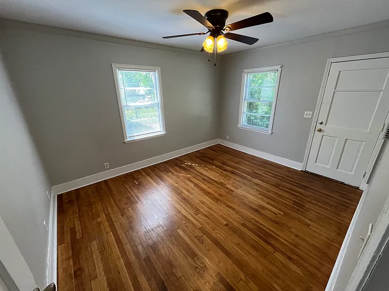 4613 Montview Dr — Photo 4