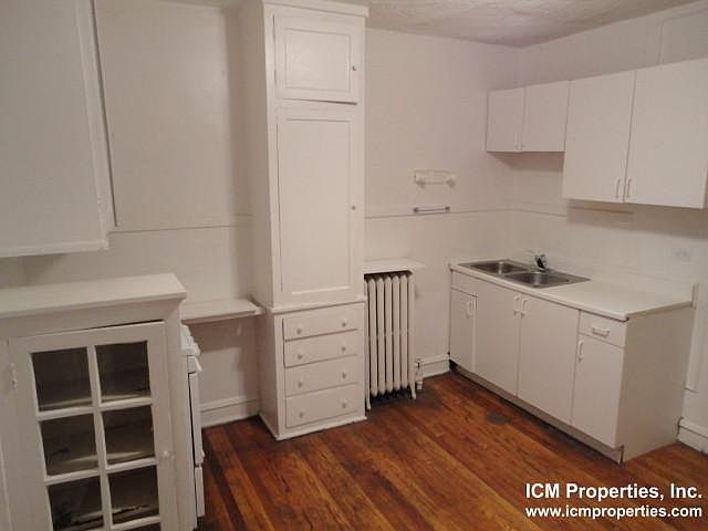 1st image of 2242 N Bissell St #2W