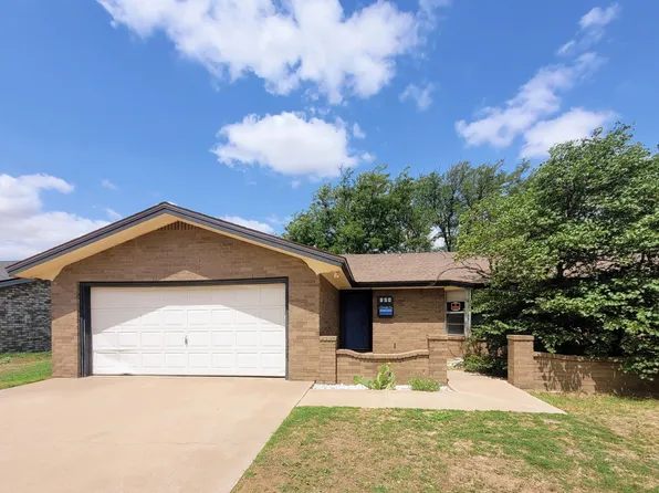 104 Holly Cir, Levelland, TX 79336