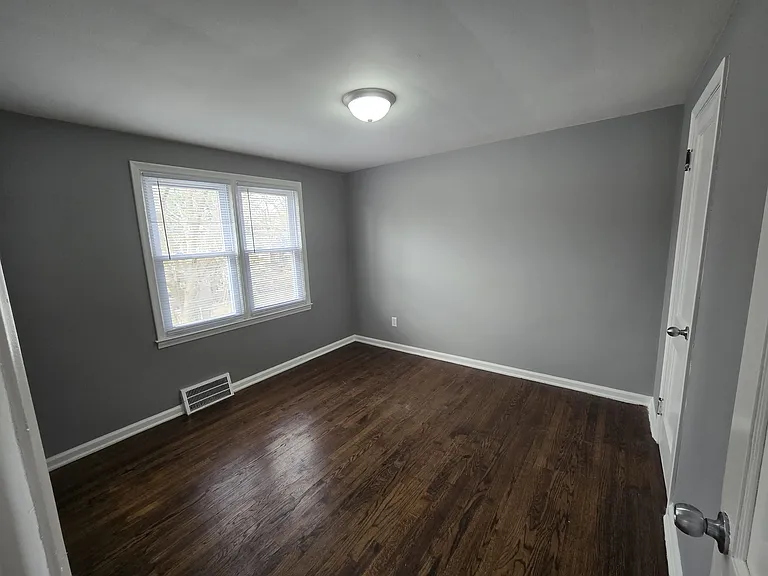 19605 Ryan Rd — Photo 11