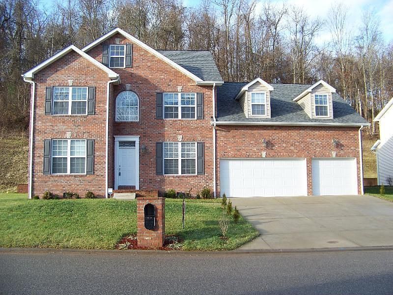 1st image of 104 Yorktowne Pl