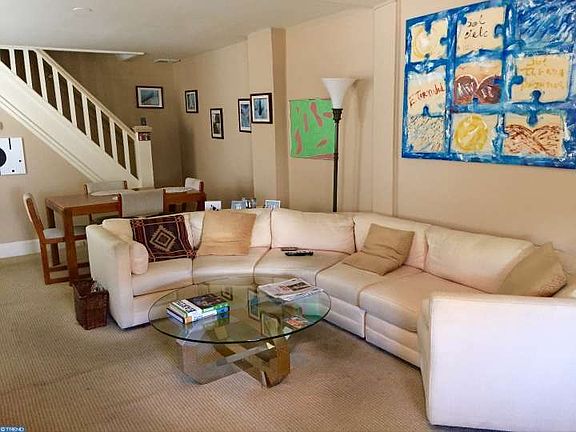 3rd image of 105 Karrs Ln