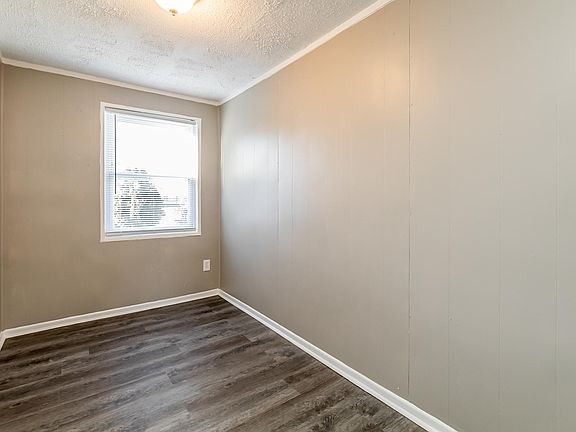4th image of 7839 Saint Claire Ln