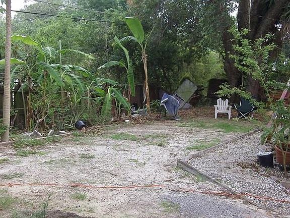 5th image of 3901 Ravenwood Ave