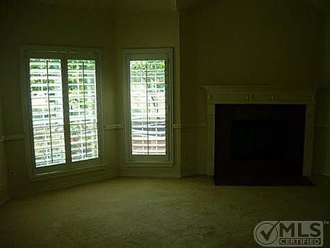 5th image of 10305 Huffines Dr