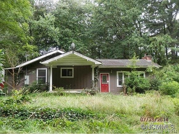 1st image of 124 Half Circle Ln