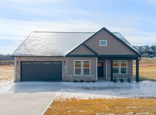 937 Ferree Rd, Campobello, SC 29322