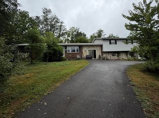 287 Lone Mountain Rd, Tazewell, TN 37879