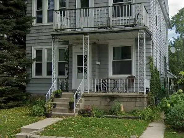 2850 S Lenox St, Milwaukee, WI 53207