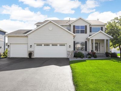 2055 Newcastle Rd, Marion, IA, 52302