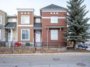109 McKenzie Towne Gate SE, Calgary, AB T2Z4G1