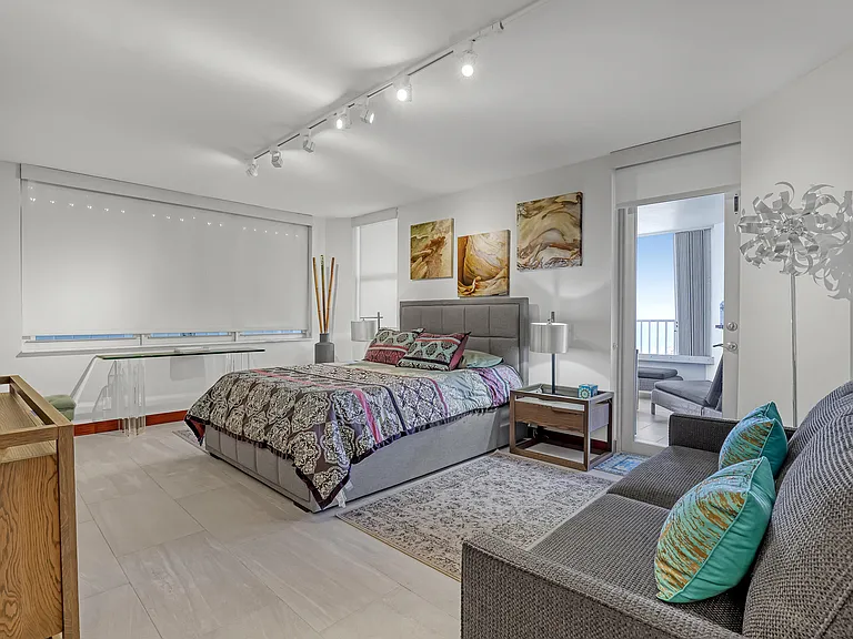 5200 N Ocean Dr #1902 — Photo 31