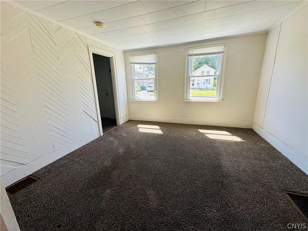 3 bed, 1.5 bath, 1131 sqft, $1,400 — Photo 4