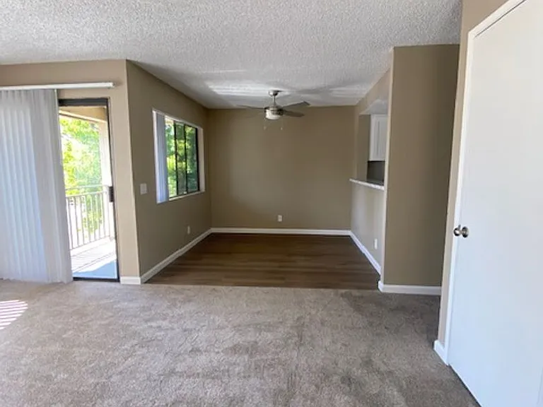 Summer Brook Apartments — Photo 32